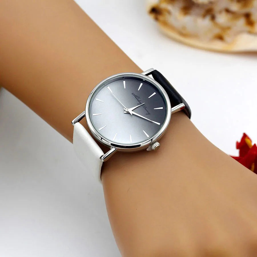 Orologio Donna Quarzo Elegante – Cinturino Similpelle Quadrante 38 mm