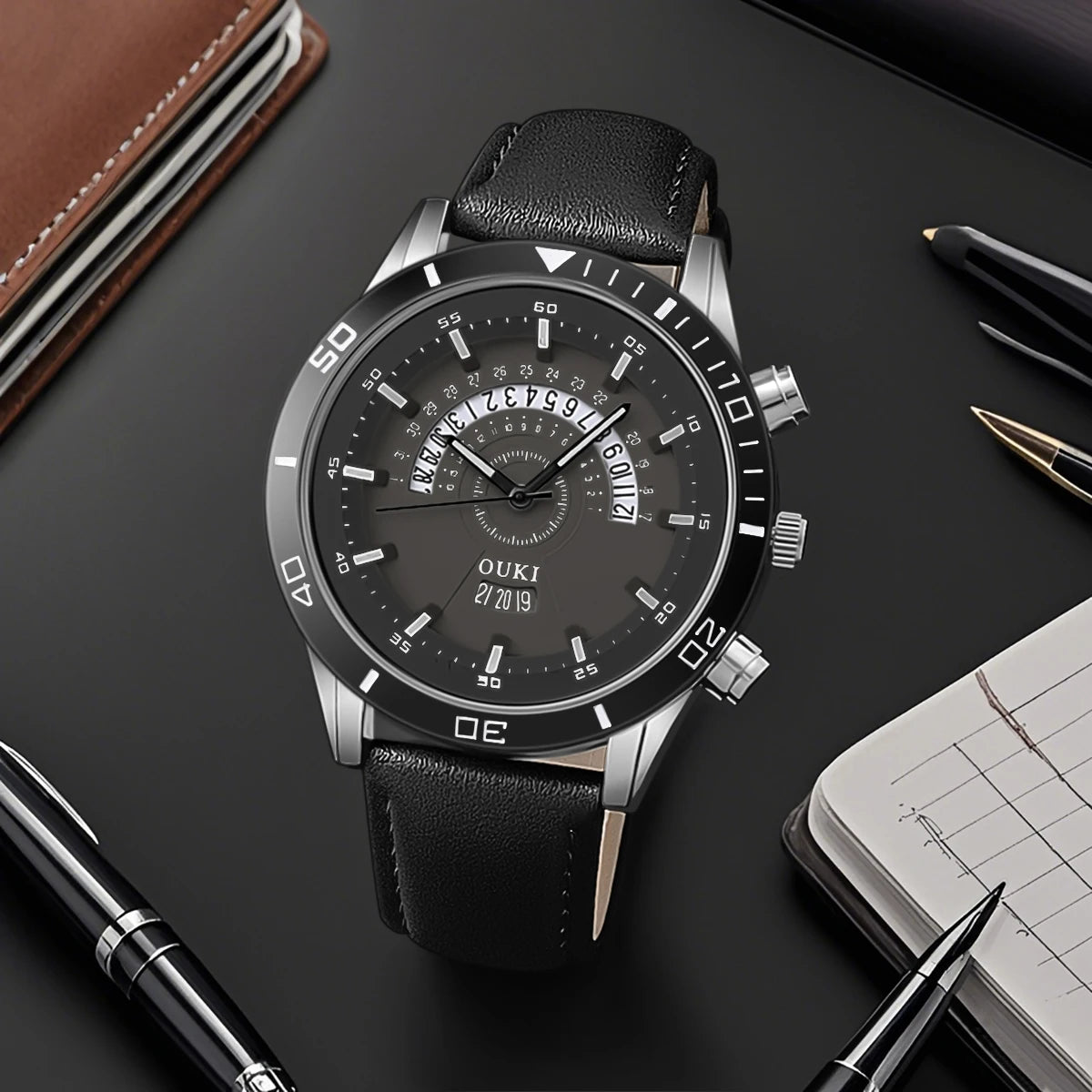 Orologio Uomo Quarzo Cinturino Pelle PU – Quadrante 46mm Data Stile Casual