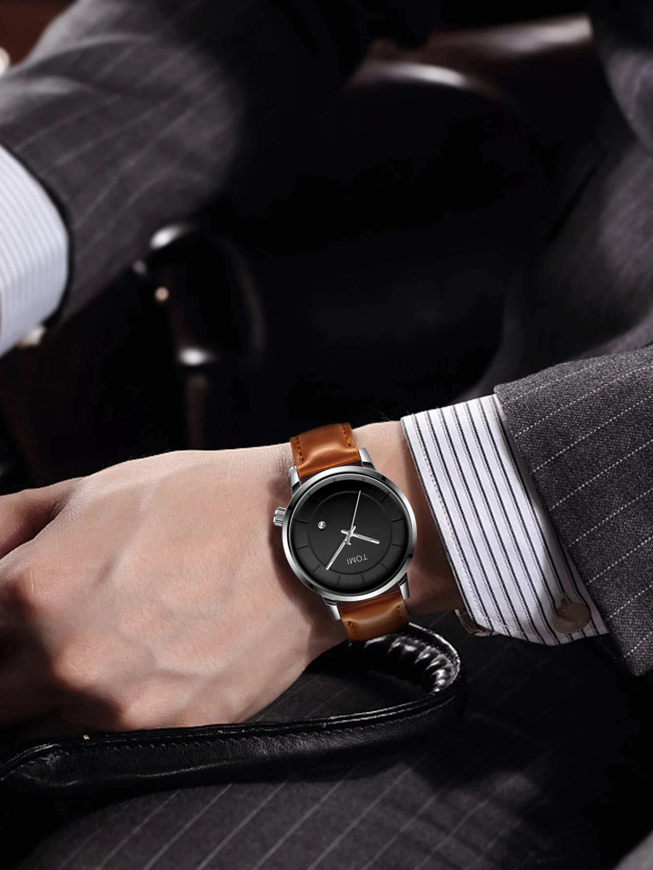 Orologio Uomo Quarzo – Cinturino Similpelle Stile Casual Quadrante 42mm