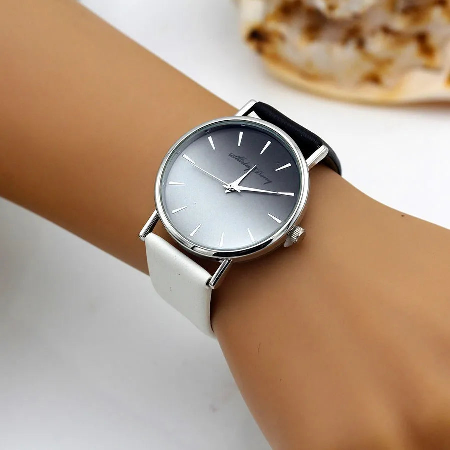 Orologio Donna Quarzo Elegante – Cinturino Similpelle Quadrante 38 mm