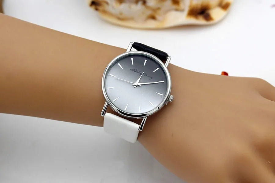 Orologio Donna Quarzo Elegante – Cinturino Similpelle Quadrante 38 mm