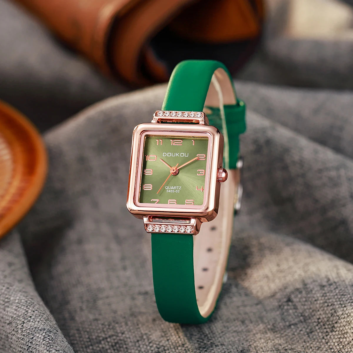 Orologio Donna Quarzo Elegante Moda Quadrante Piccolo Quadrato Similpelle