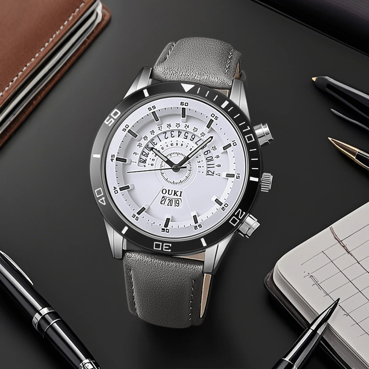 Orologio Uomo Quarzo Cinturino Pelle PU – Quadrante 46mm Data Stile Casual