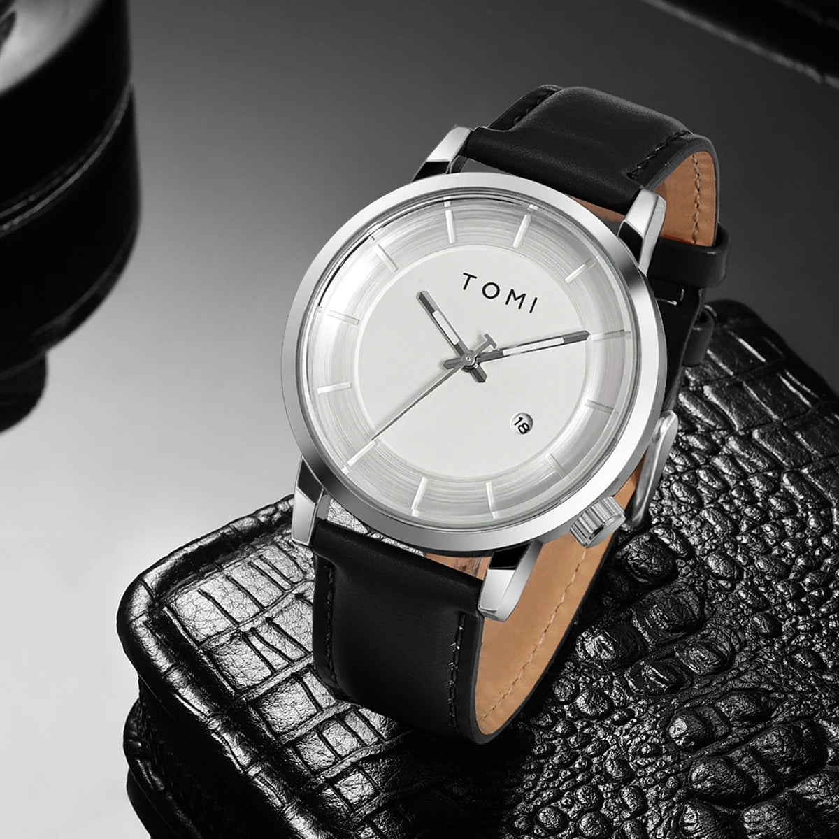 Orologio Uomo Quarzo – Cinturino Similpelle Stile Casual Quadrante 42mm