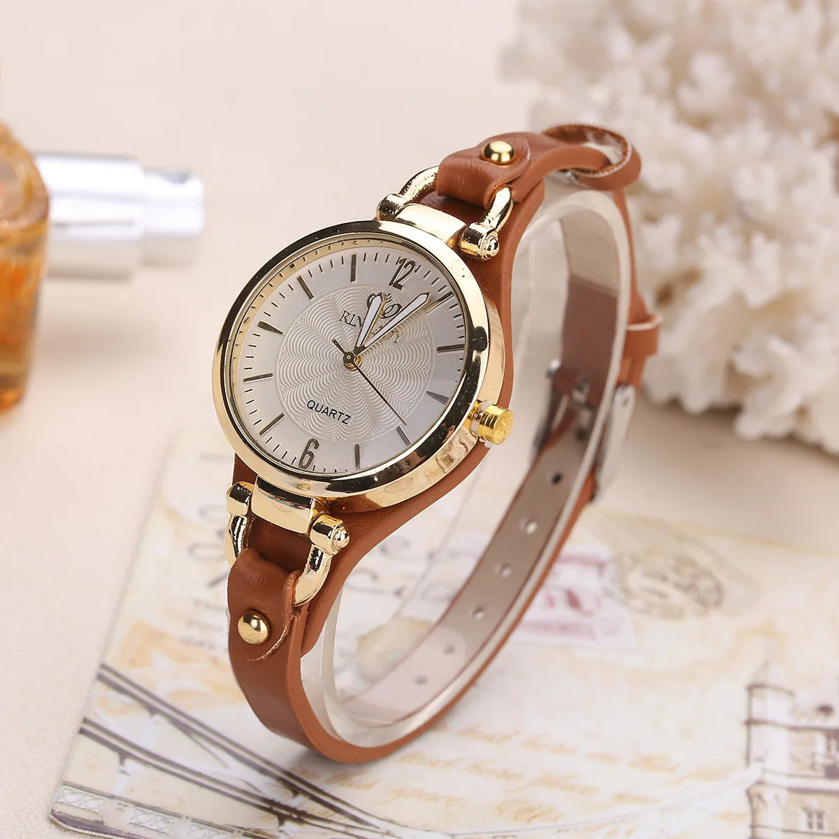 Orologio Al Quarzo Da Donna Moda Elegante Con Cinturino In Similpelle Quadrante 32mm Casual