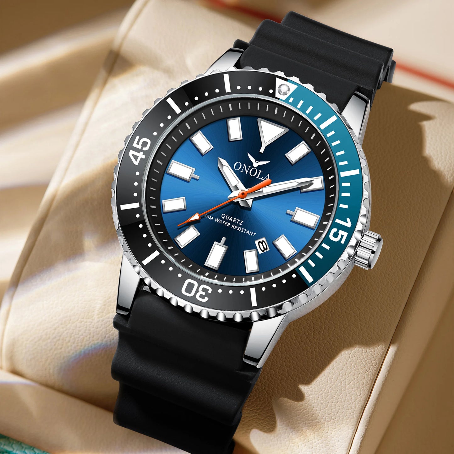 Orologio Uomo Quarzo Business con Data Lancette Luminose Cinturino Similpelle