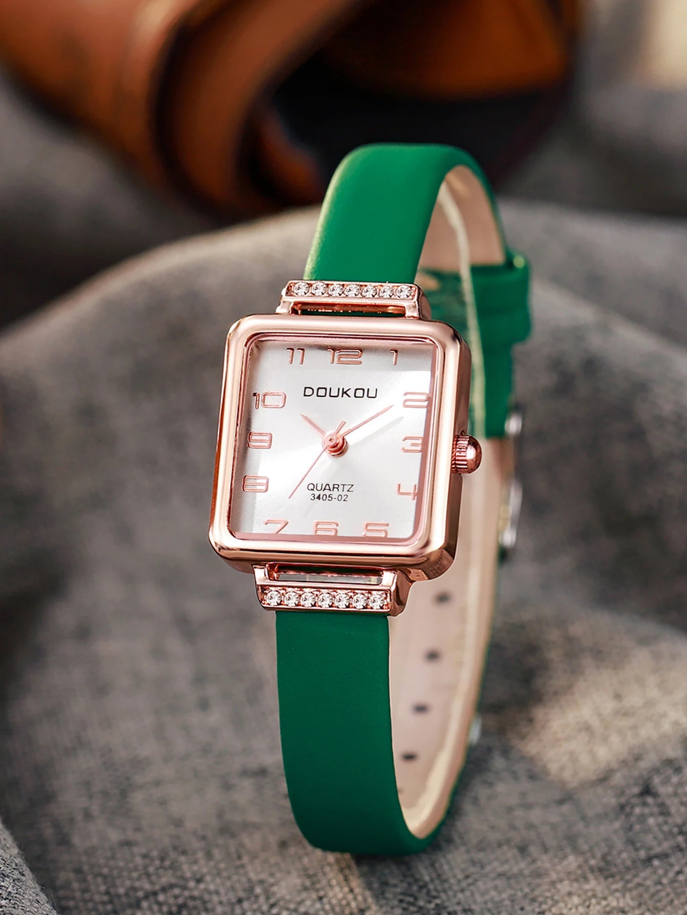 Orologio Donna Quarzo Elegante Moda Quadrante Piccolo Quadrato Similpelle