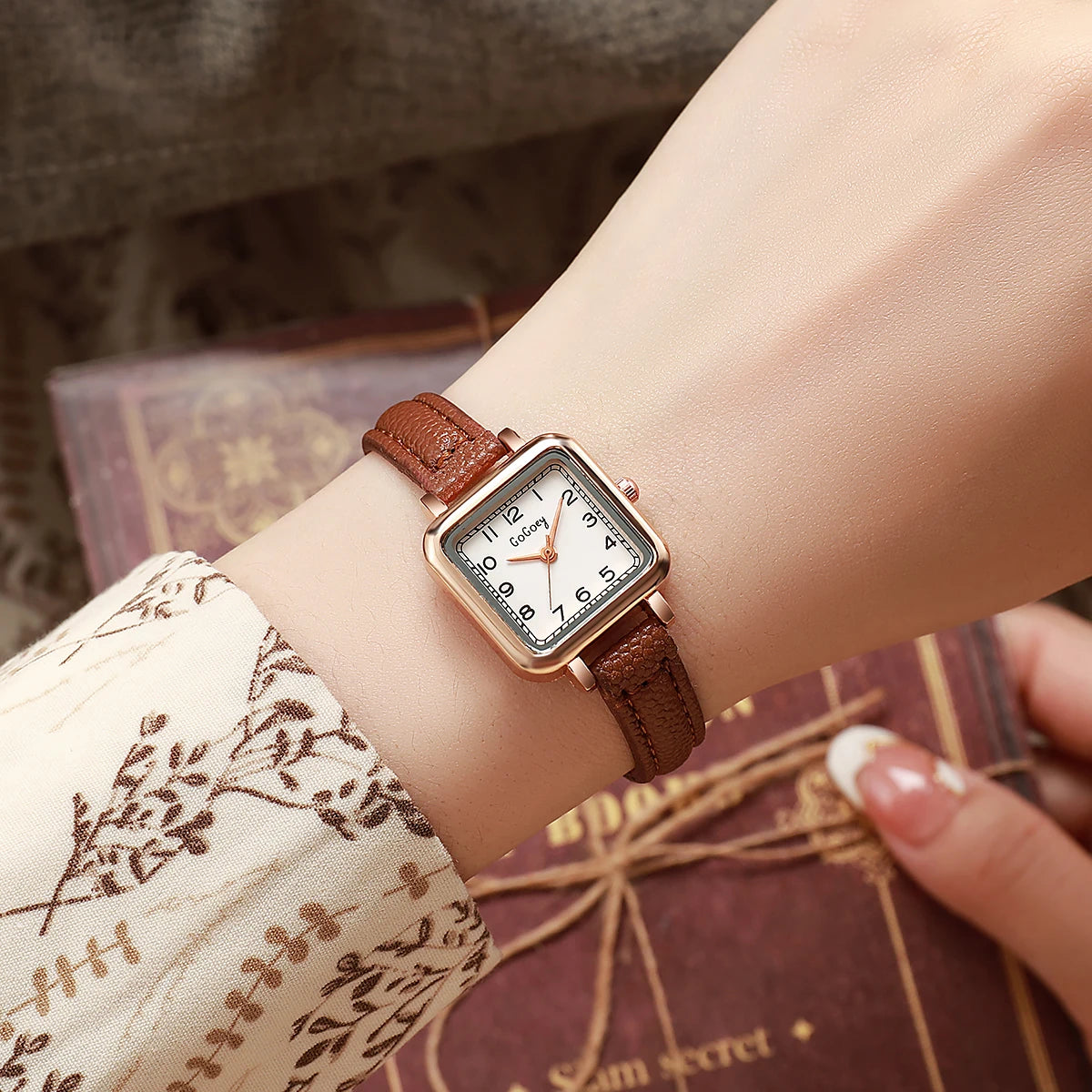 Orologio Donna Quarzo Elegante Moda Quadrante Piccolo Quadrato Similpelle