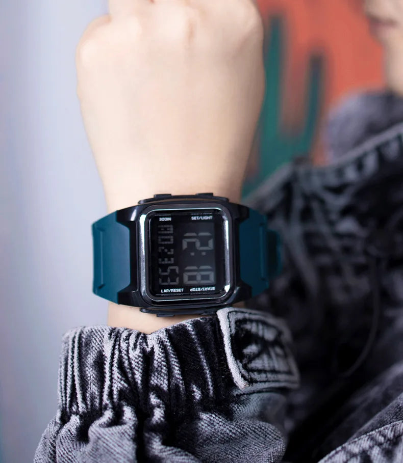 Orologio Digitale Uomo Sportivo Multifunzione Impermeabile 5ATM Cronometro Sveglia