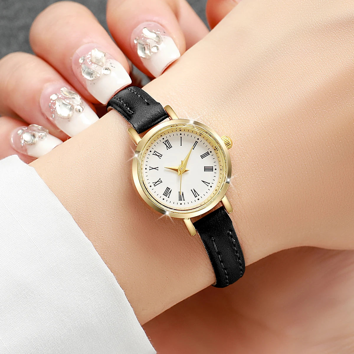 Orologio Donna Elegante al Quarzo Cinturino Similpelle Moda Casual