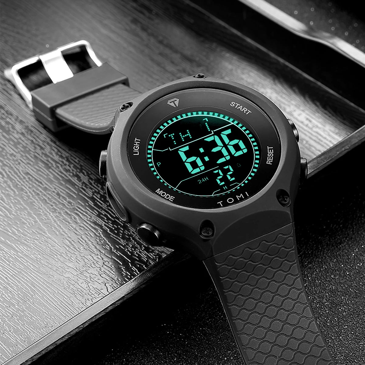 Orologio Uomo Digitale Sportivo Cinturino PU Quadrante Grande 50mm Moda Casual