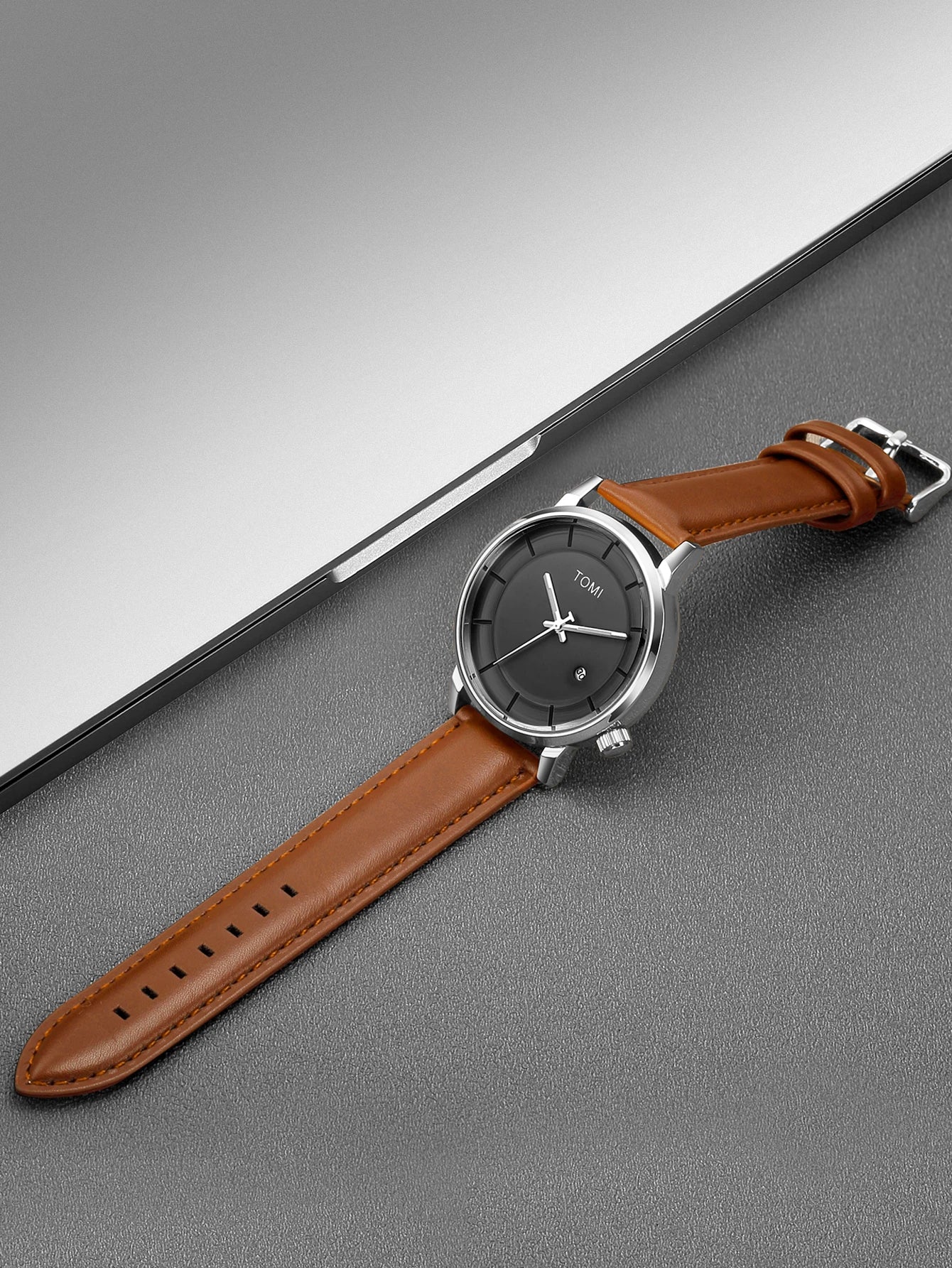 Orologio Uomo Quarzo – Cinturino Similpelle Stile Casual Quadrante 42mm