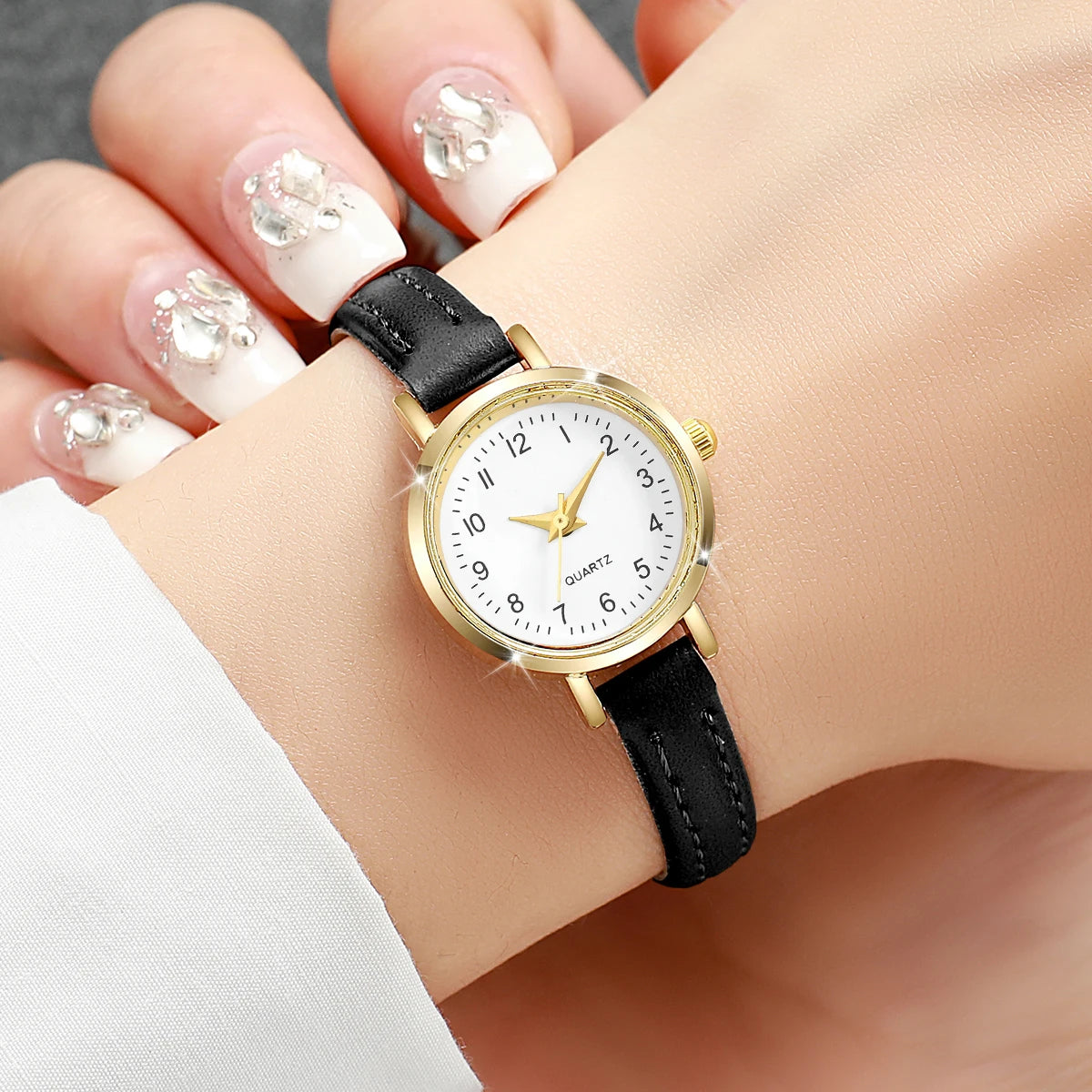 Orologio Donna Elegante al Quarzo Cinturino Similpelle Moda Casual