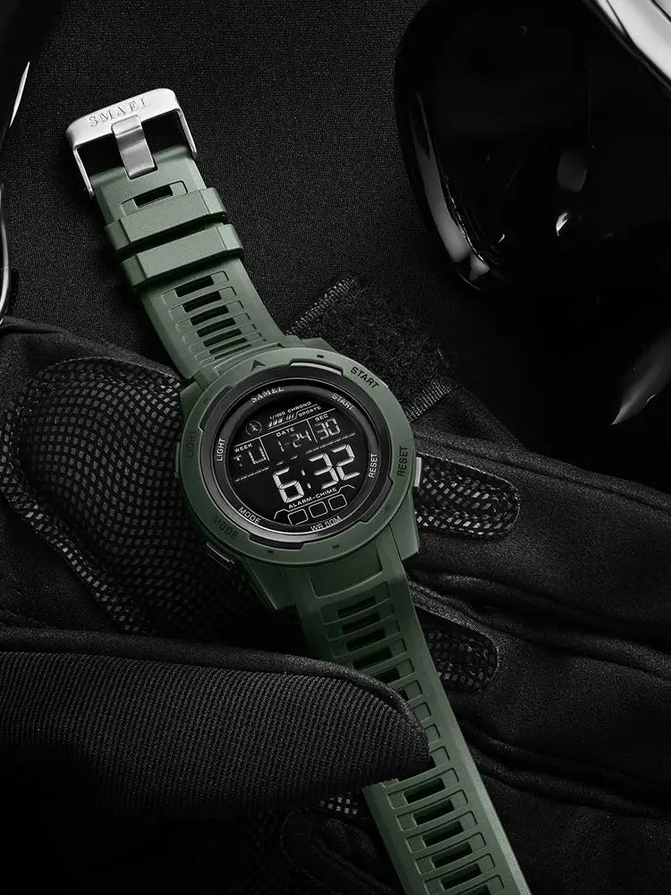 Orologio Digitale Uomo – LED, Sveglia, Cronometro, Impermeabile 5ATM In Gomma Rinforzata