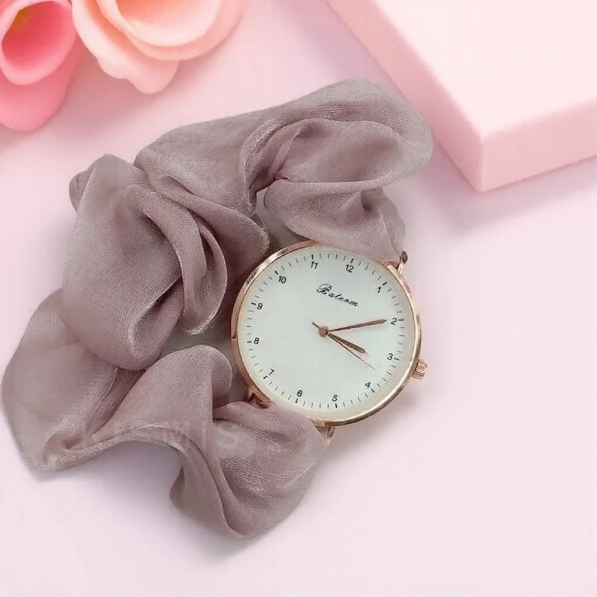 Orologio Digitale Donna Creativo al Quarzo Cinturino in Tessuto a Bracciale