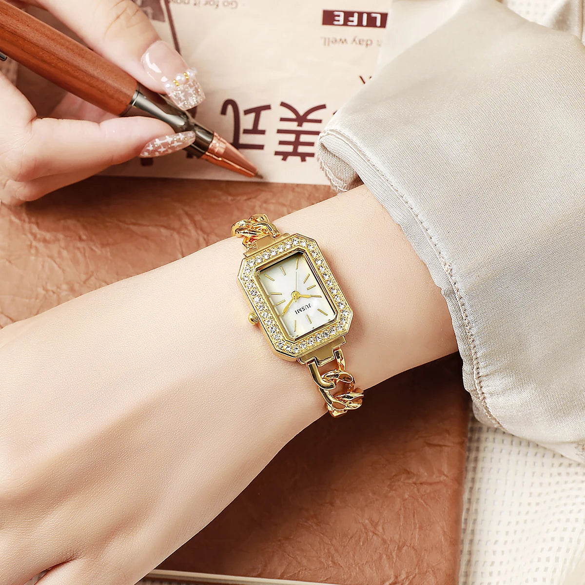Orologio Donna Elegante Moda Casual Quarzo Cinturino e Cassa in Lega